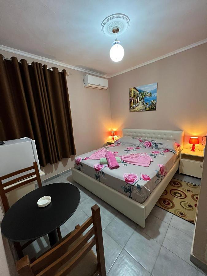 Hotel Ziku Durres Luaran gambar