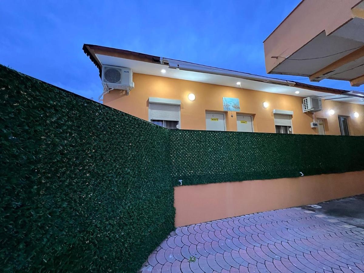 Hotel Ziku Durres Luaran gambar